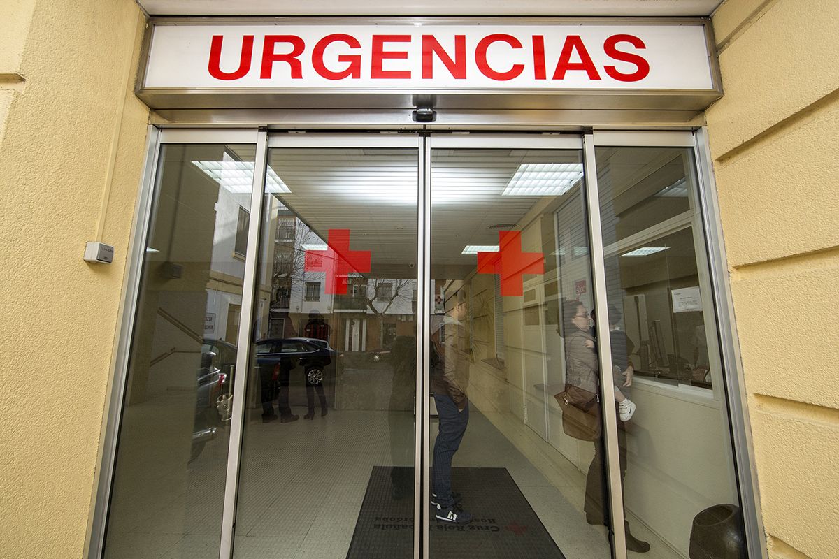 Puerta de urgencias del Hospital Cruz Roja de Córdoba
