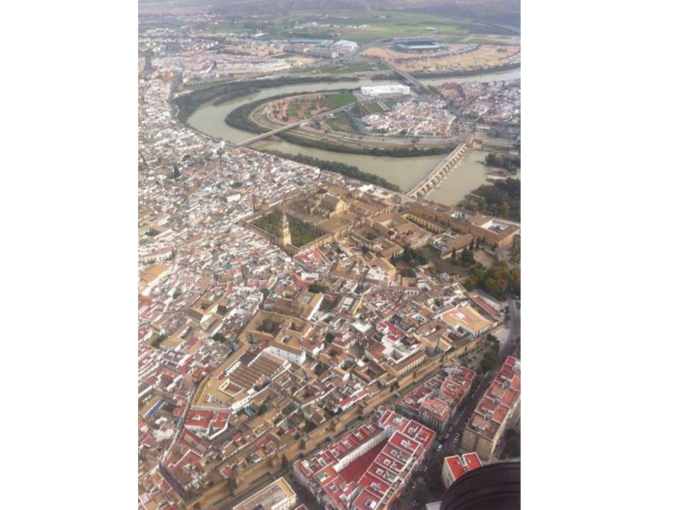 Regreso, sobrevolando Córdoba antes del último aterrizaje