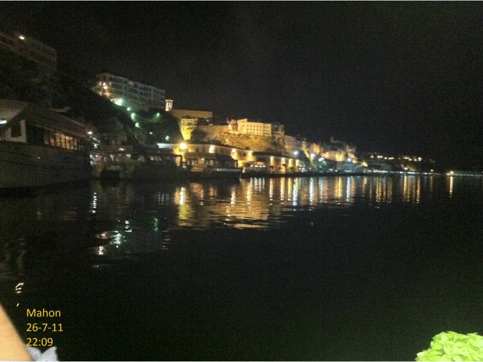 Noche en Mahón, Menorca